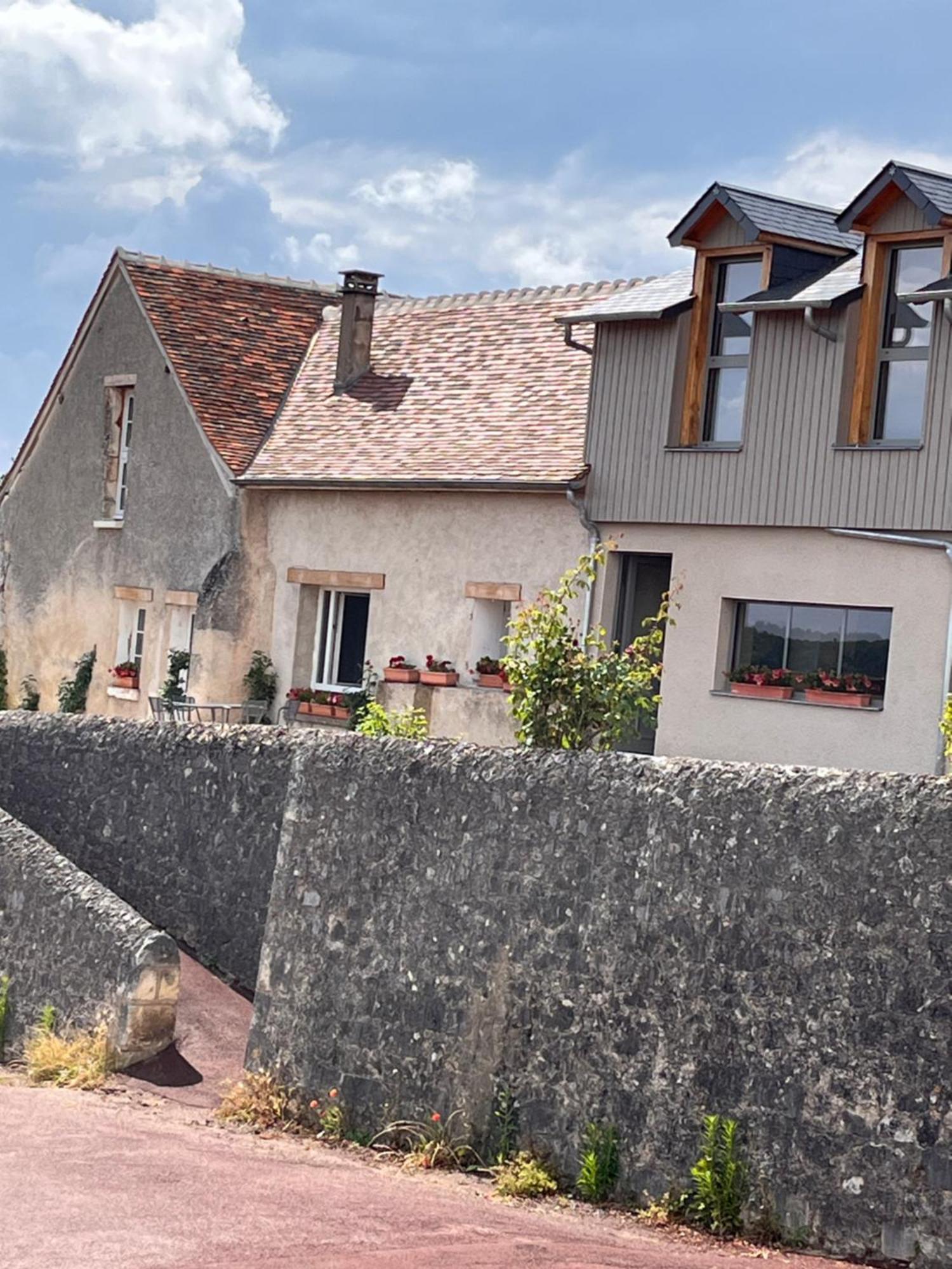 Maisons D'Hotes Du Chateau Au Grand Pressigny Le Grand-Pressigny Экстерьер фото